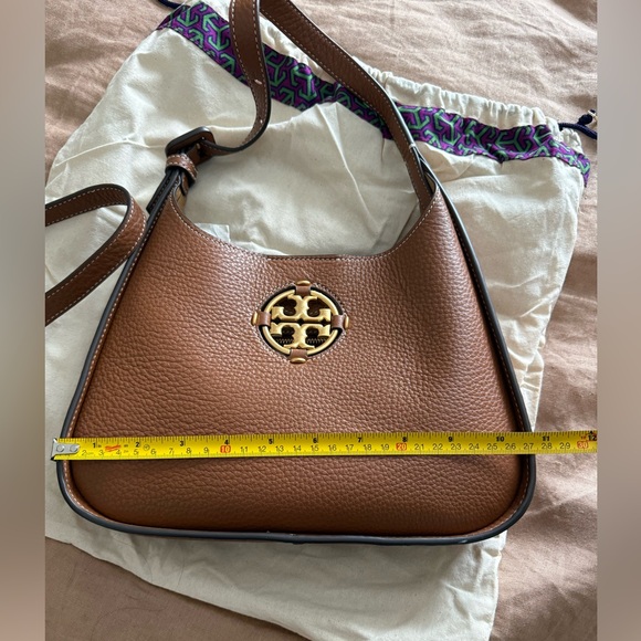 Tory Burch miller small classic shoulder hobo bag in light umber - Picture 10 of 13